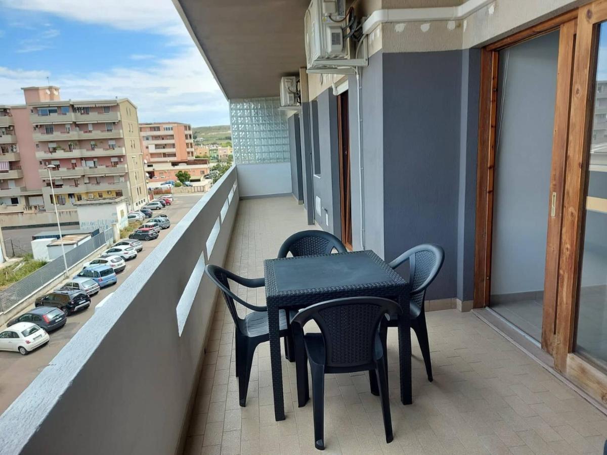 Apartamento Shardana Quartu SantʼElena Exterior foto